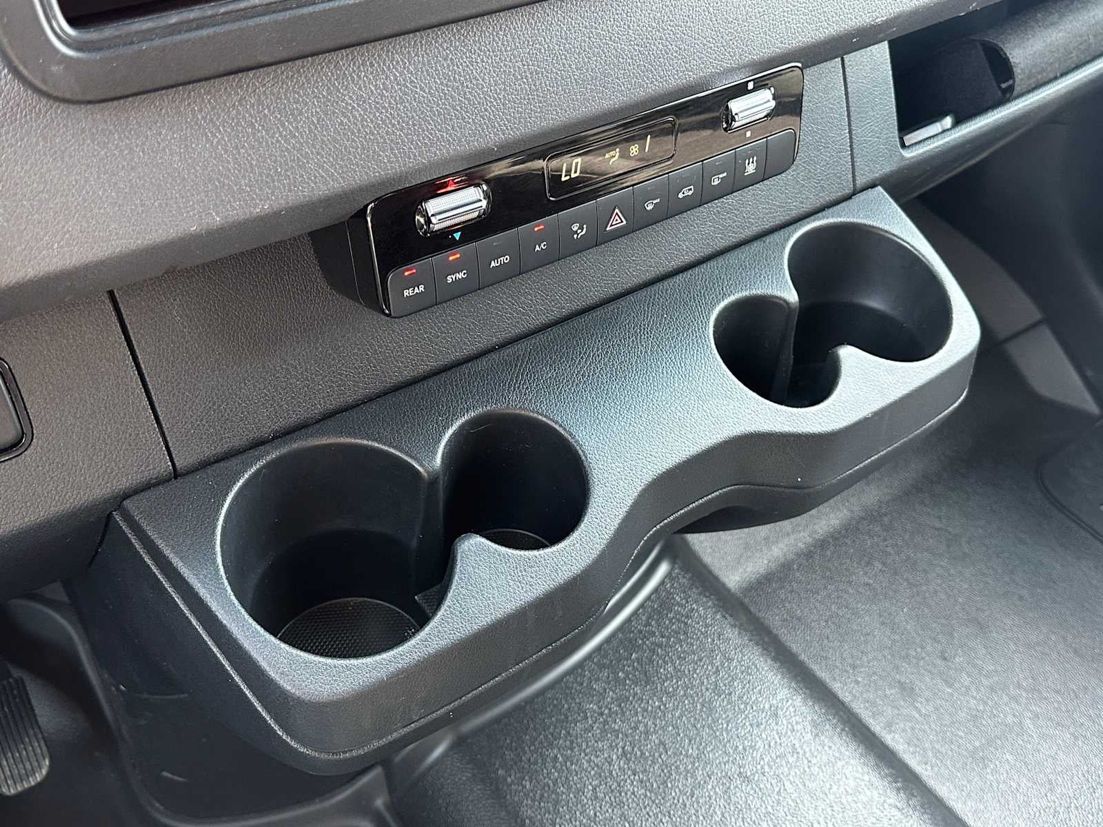 2024 Mercedes-Benz Sprinter Passenger Van 2500 STANDARD ROO