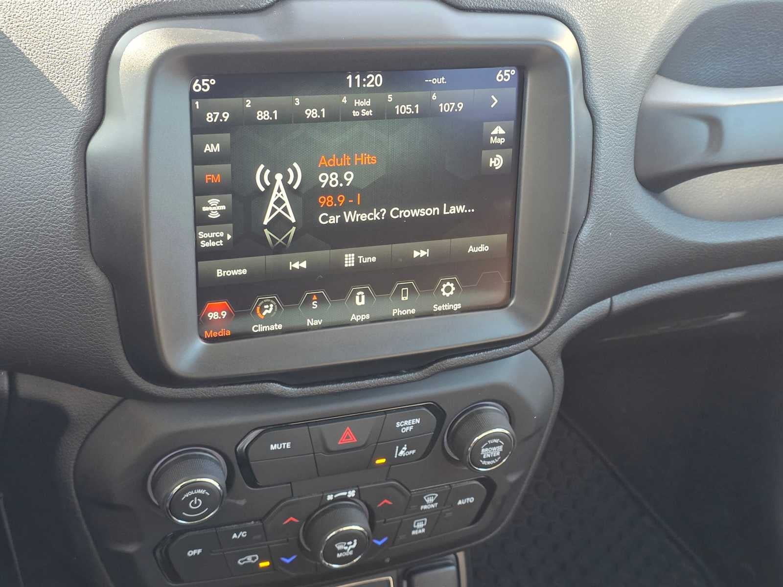 2023 Jeep Renegade Upland